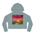 Sunset Beach Crop Hoodie|Coastal Sunset Cropped Hoodie|Beach Sunset Graphic Hoodie|Sunset Vibes Crop Hoodie|Ocean Sunset Women's Hoodie|Tropical Sunset Crop Top Hoodie|Beach Lover Cropped Hoodie